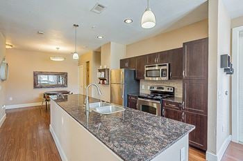 Elegant backsplashes in kitchen